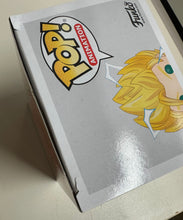 Load image into Gallery viewer, Funko Pop! Dragon Ball Z - Super Saiyan Goku *Glow Chase* #865 (Box Beschädigt)
