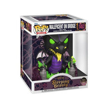 Lade das Bild in den Galerie-Viewer, Funko_Pop_Sleeping_Beauty_Maleficent_On_Bridge
