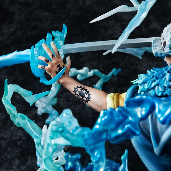 One Piece PVC Statue - Trafalgar Law The Surgeon of Death Awaken (Limited) - Pop Hero