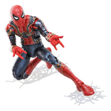 Lade das Bild in den Galerie-Viewer, Marvel Legends Actionfigur - Iron Spider (15 cm)
