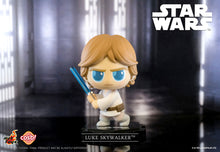 Lade das Bild in den Galerie-Viewer, Star Wars: The Mandalorian Cosbi Minifigur - Luke Skywalker Lightsaber (8 cm)
