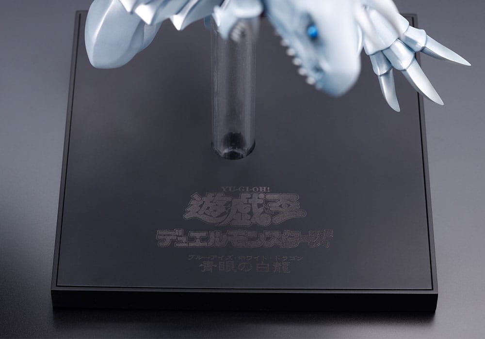 Yu-Gi-Oh! – Blue-Eyes White Dragon Oshi Works | PVC Statue