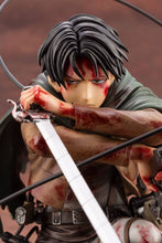 Load image into Gallery viewer, Attack on Titan PVC Statue 1/7 - Levi (17 cm)
