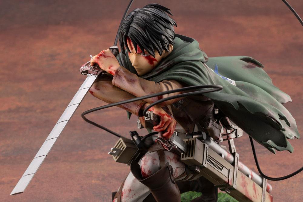 Attack on Titan PVC Statue 1/7 - Levi (17 cm)