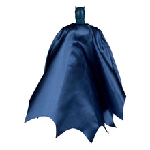 Load image into Gallery viewer, DC Multiverse - Classic Batman Actionfigur (18 cm)
