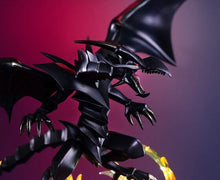 Lade das Bild in den Galerie-Viewer, Yu-Gi-Oh! Red Eyes Black Dragon PVC Statue
